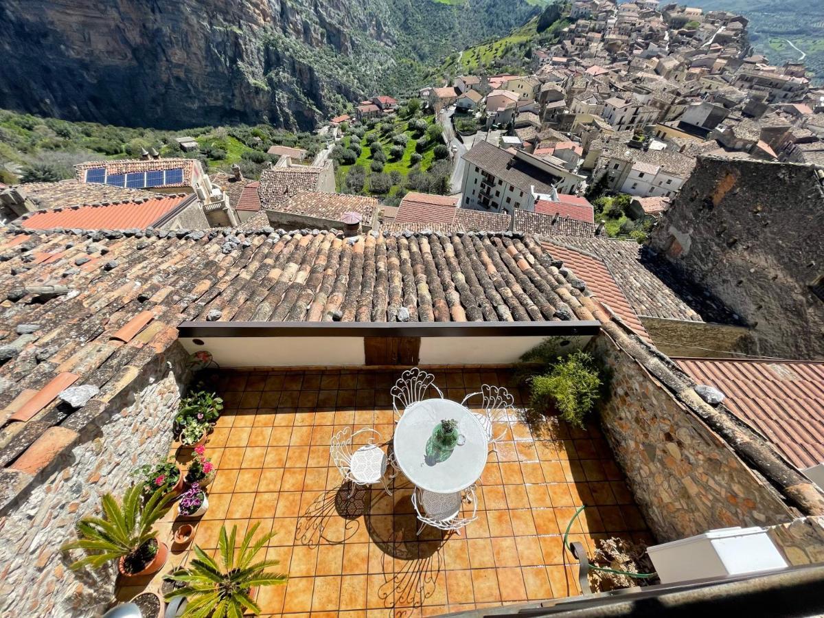 Bed and Breakfast La Magara Civita Exterior foto