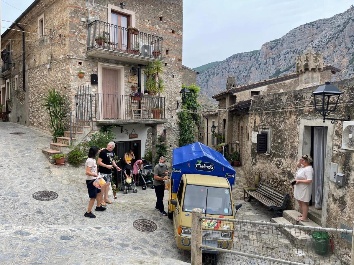 Bed and Breakfast La Magara Civita Exterior foto