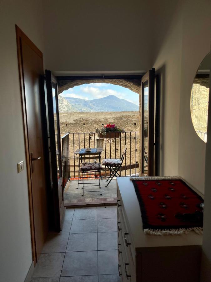 Bed and Breakfast La Magara Civita Exterior foto