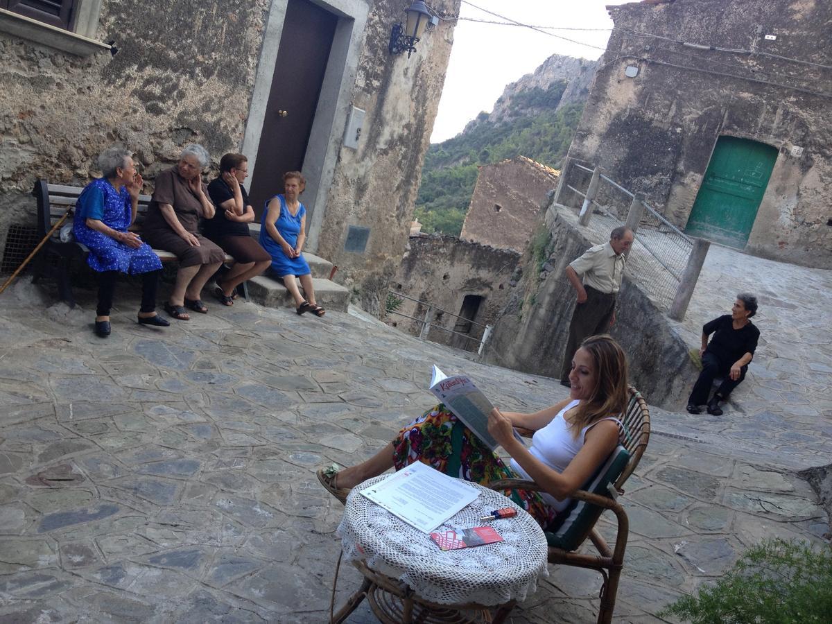 Bed and Breakfast La Magara Civita Exterior foto